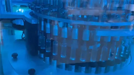 Máquina de inspección automática compacta de ampollas y viales