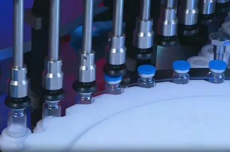 Máquina automática de inspección de ampollas y viales 