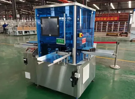 Máquina de inspección automática compacta de ampollas y viales 